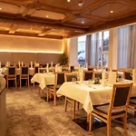Hotell Charly 3*