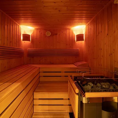 Charly Hotell Ischgl