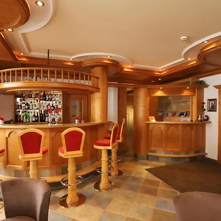 Charly Hotel